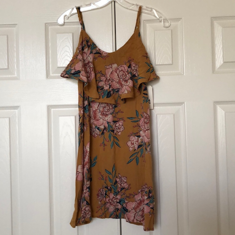 New Billabong Dress